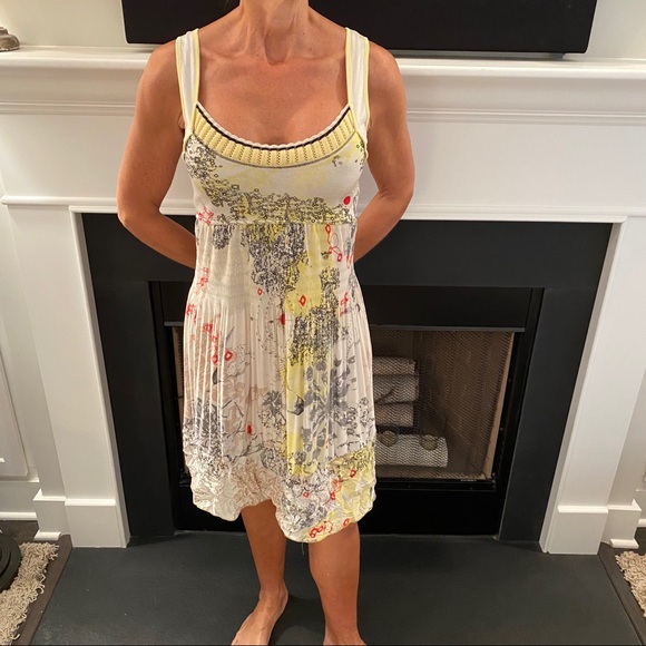 Garella Designer Dress - Picture 1 of 6